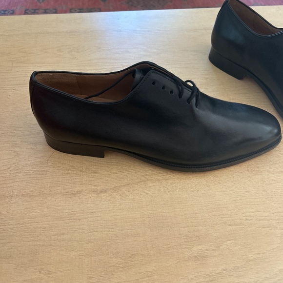 Black Oxford Wholecut Dress Shoes